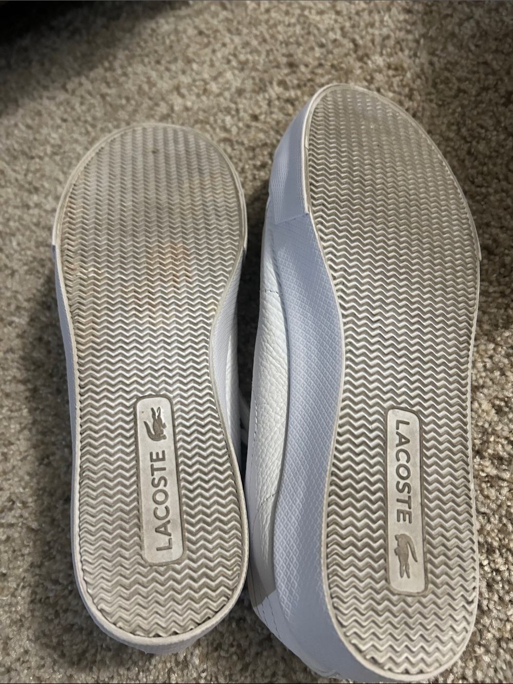 Lacoste White Low-Top Leather Sneakers with Gold Logo Detail - Picture 3 of 5
